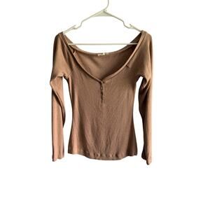 L'Agence Ribbed Henley Long Sleeve Top Camel Tan Wide Neck Button Detail XS